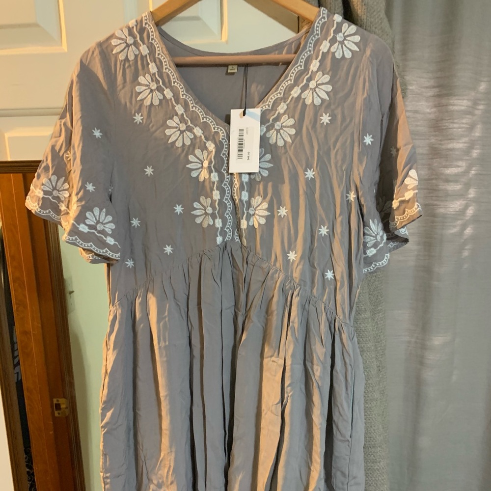 Tan Flower Dress (Wren and Ivory)